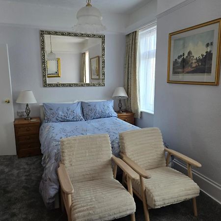Shoreline Accommodation Bournemouth Bagian luar foto