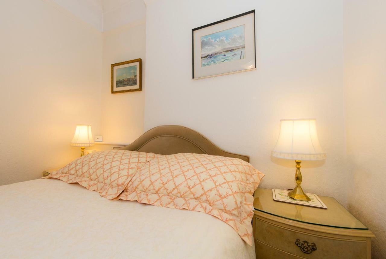 Shoreline Accommodation Bournemouth Bagian luar foto